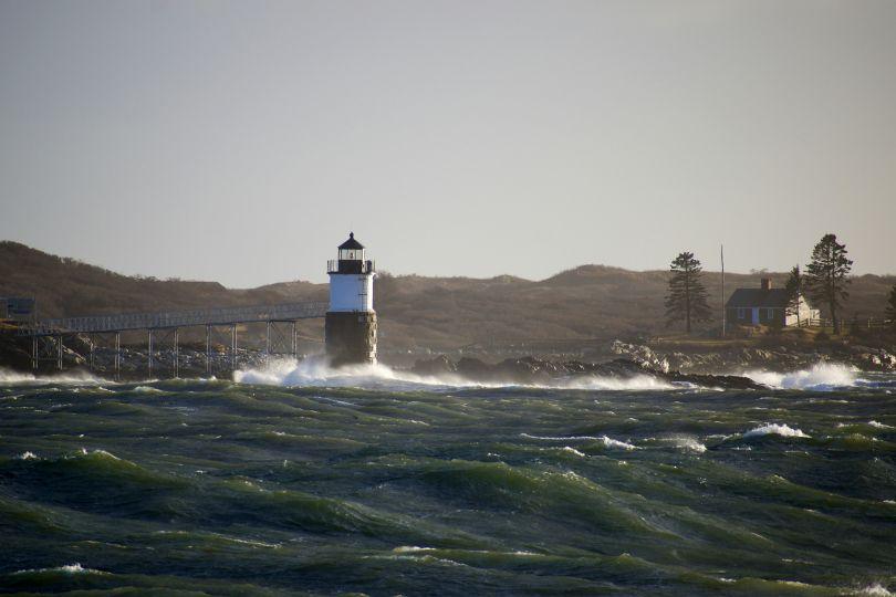 Thomas dewey 9i Jam N A1 FM unsplash